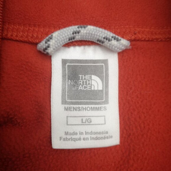 The North Face TKA100 Men's Size Large Red 1/4 Zip Fleece Sweat Shirt - Picture 3 of 12